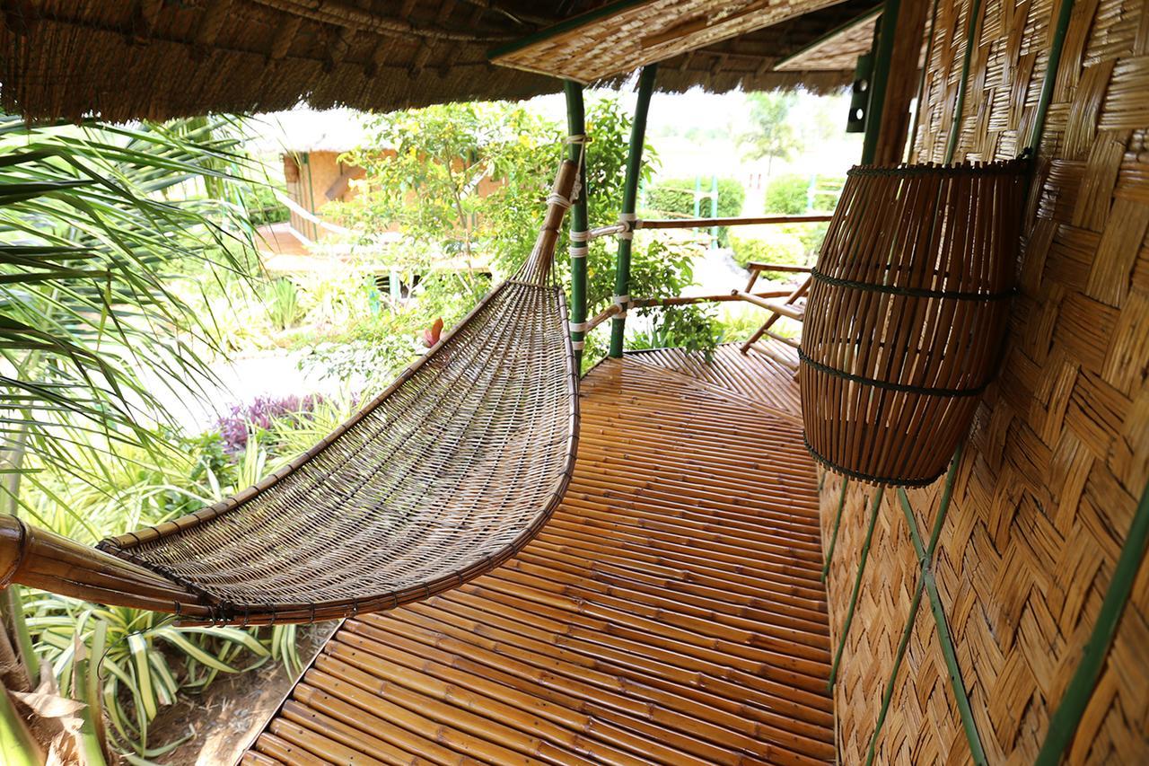 The Orchid Resort & Relax Maha Sarakham Extérieur photo